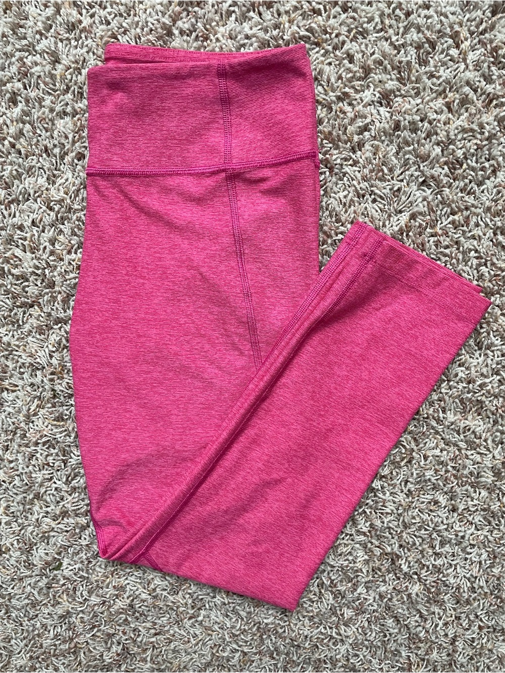 Outdoor Voices Poppy Pink Leggings Women Size M Yoga 3/4 Length Slimming Hiking